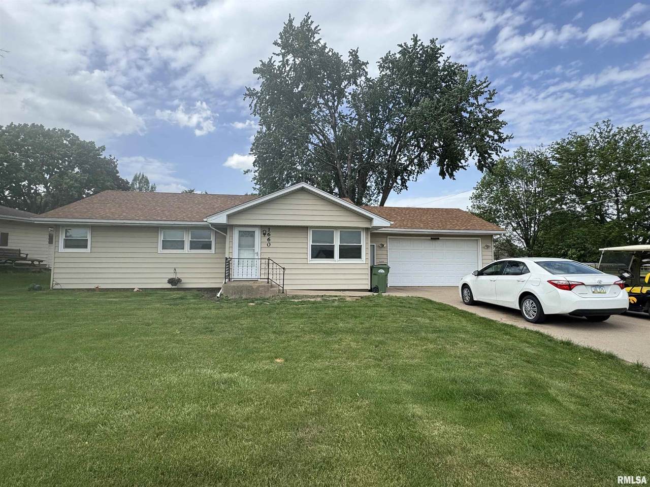 1660 27TH Avenue South - Photo 1
