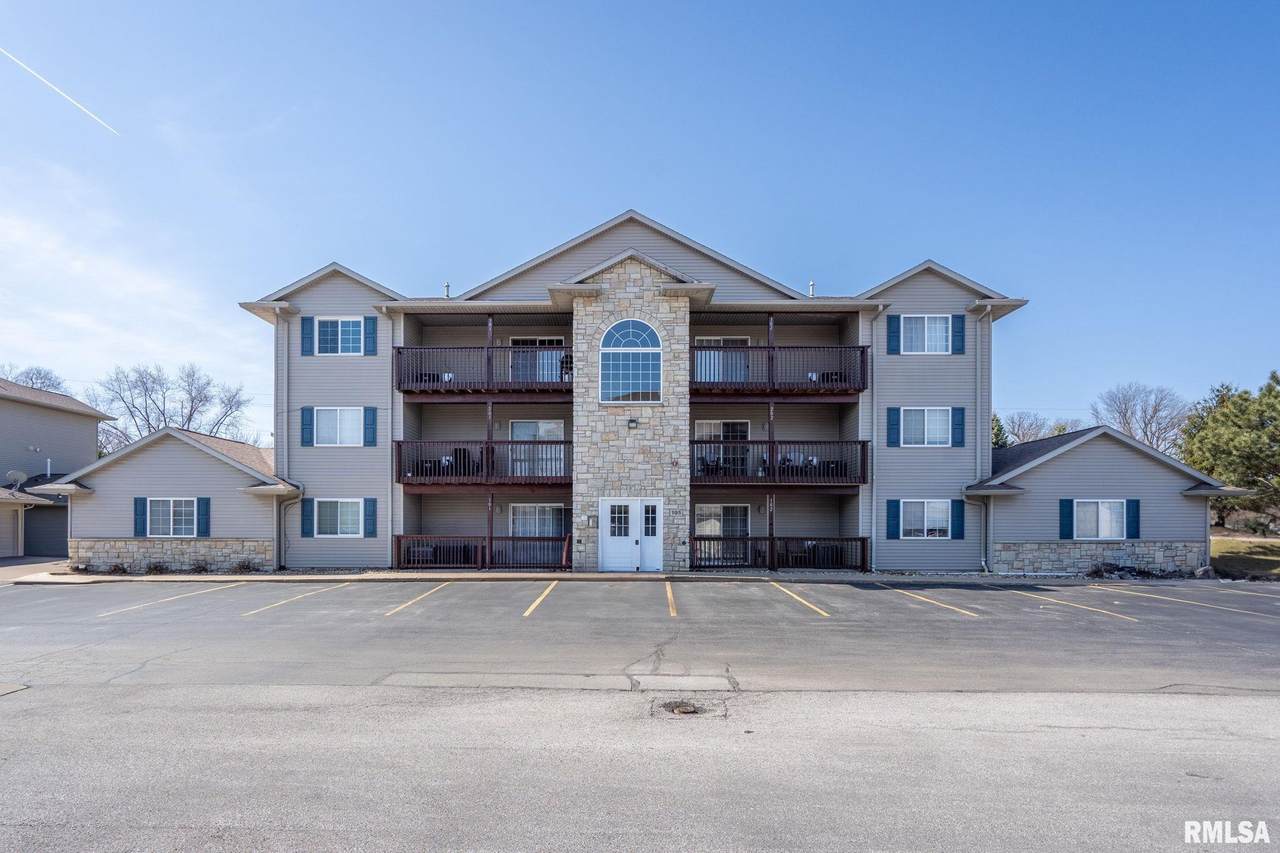 105 Price Street - Photo 1