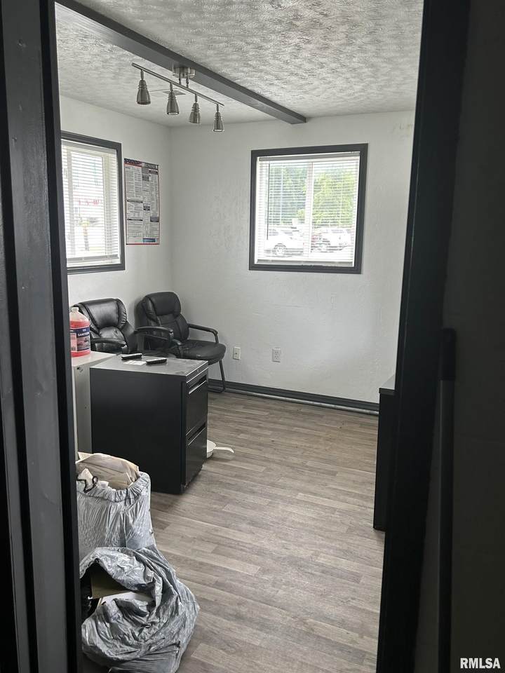 5427/5425 4TH Avenue - Photo 1