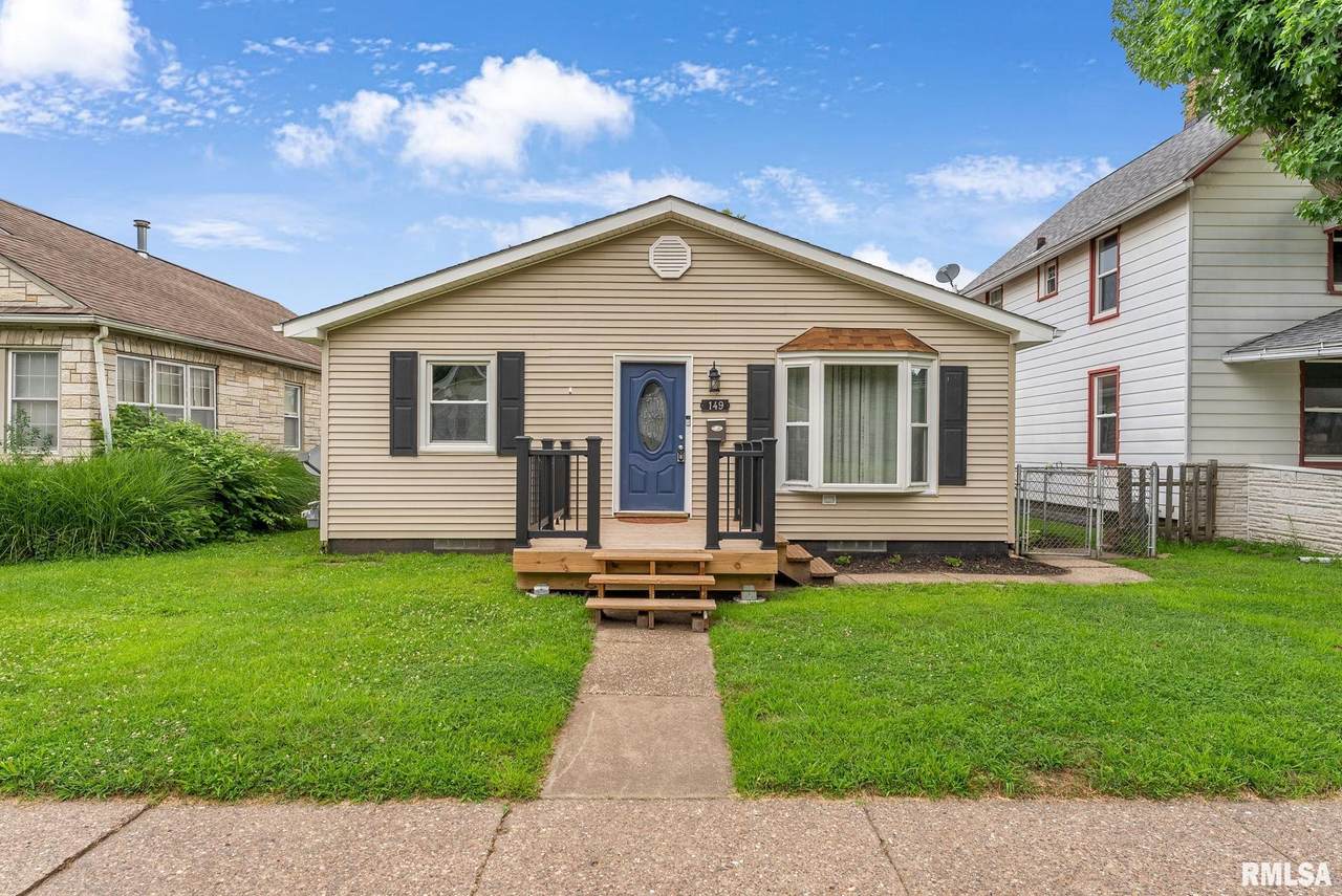 149 17TH Avenue - Photo 1