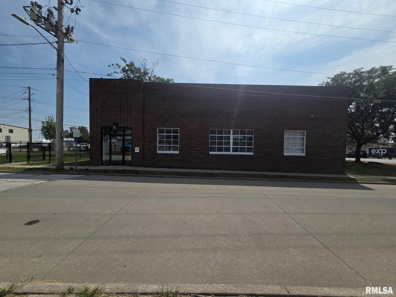 819 Isabel Bloom Way - Photo 1