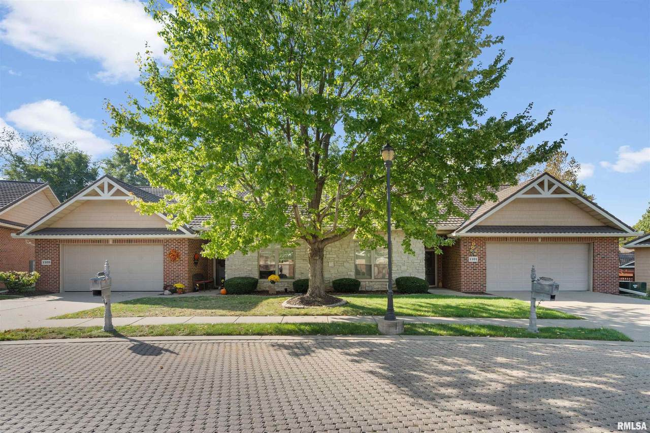 1101 2ND Street - Photo 1