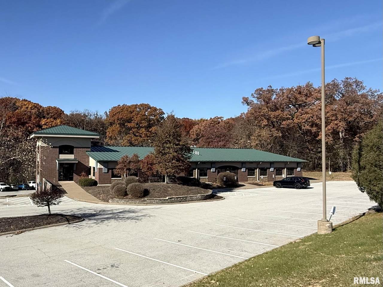 555 Valley View Drive - Photo 1