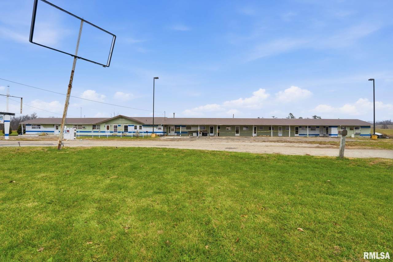 1209 5TH Street - Photo 1