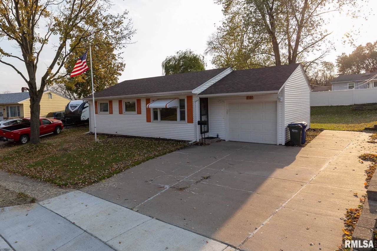 1018 Elmwood Avenue - Photo 1