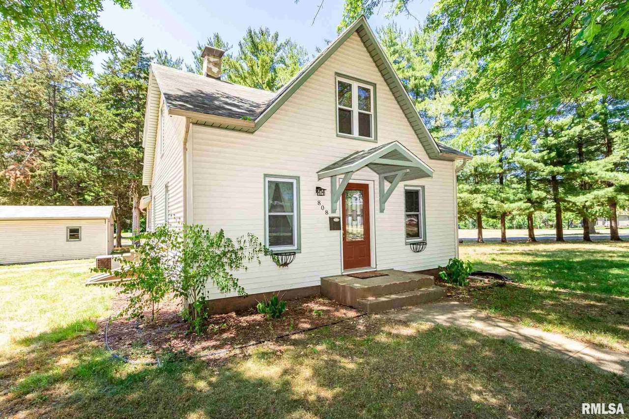 808 Plum Street - Photo 1