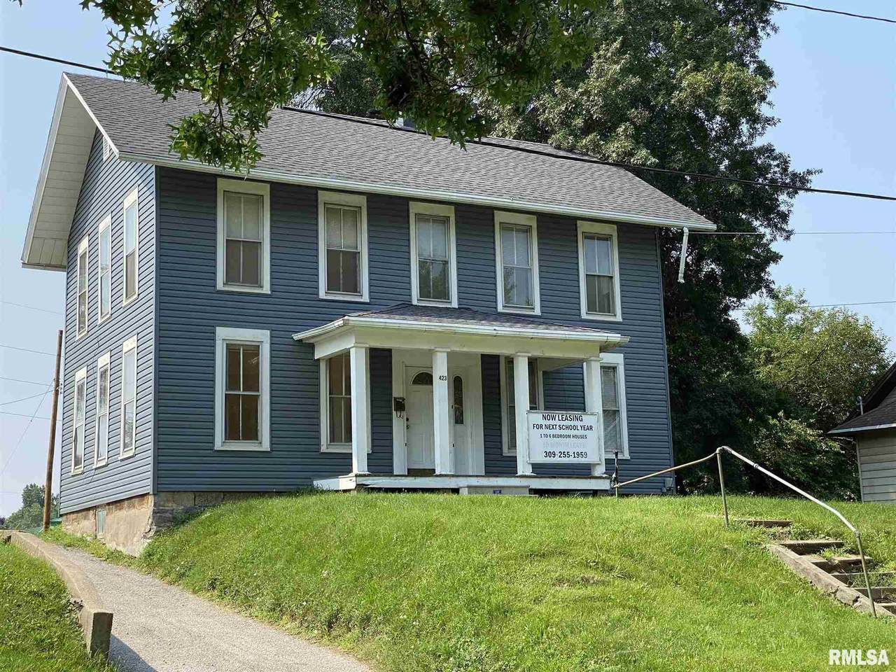 423 Calhoun Street - Photo 1