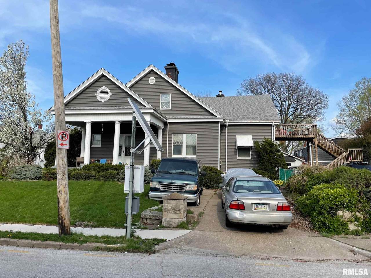607 Locust Street - Photo 1