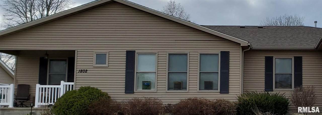 1802 6TH Street - Photo 1