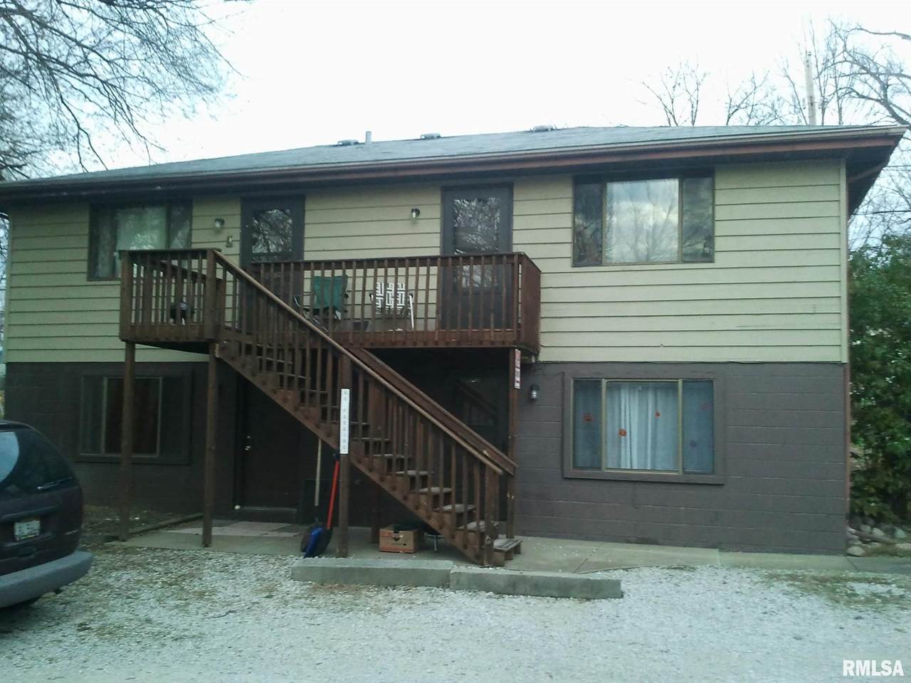 1107 Pekin Avenue - Photo 1
