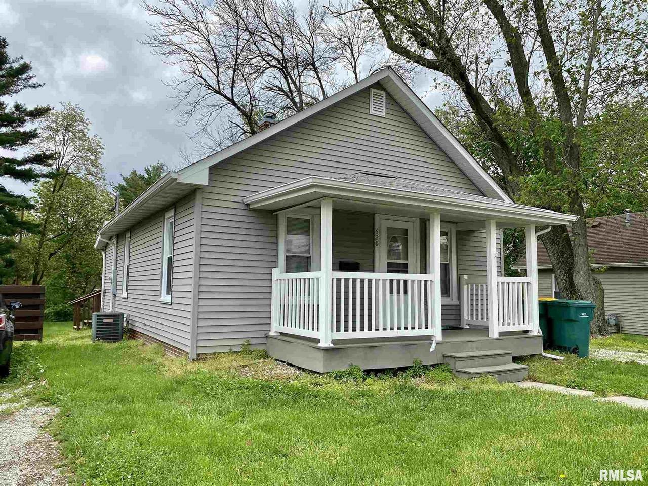 628 Orchard Street - Photo 1