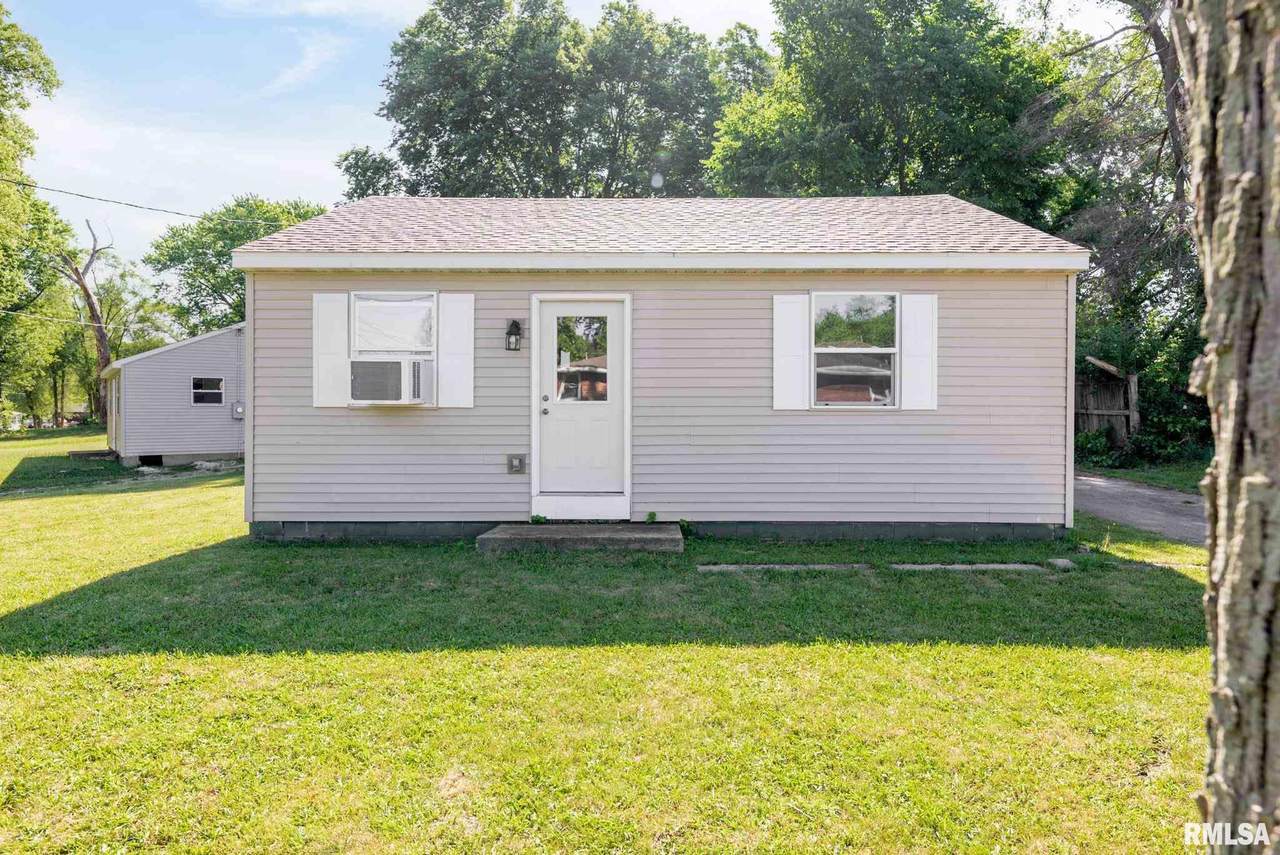 412 Oaklawn Place - Photo 1