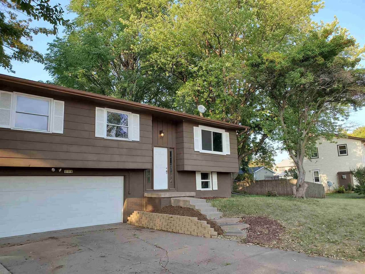 206 Spring Street - Photo 1