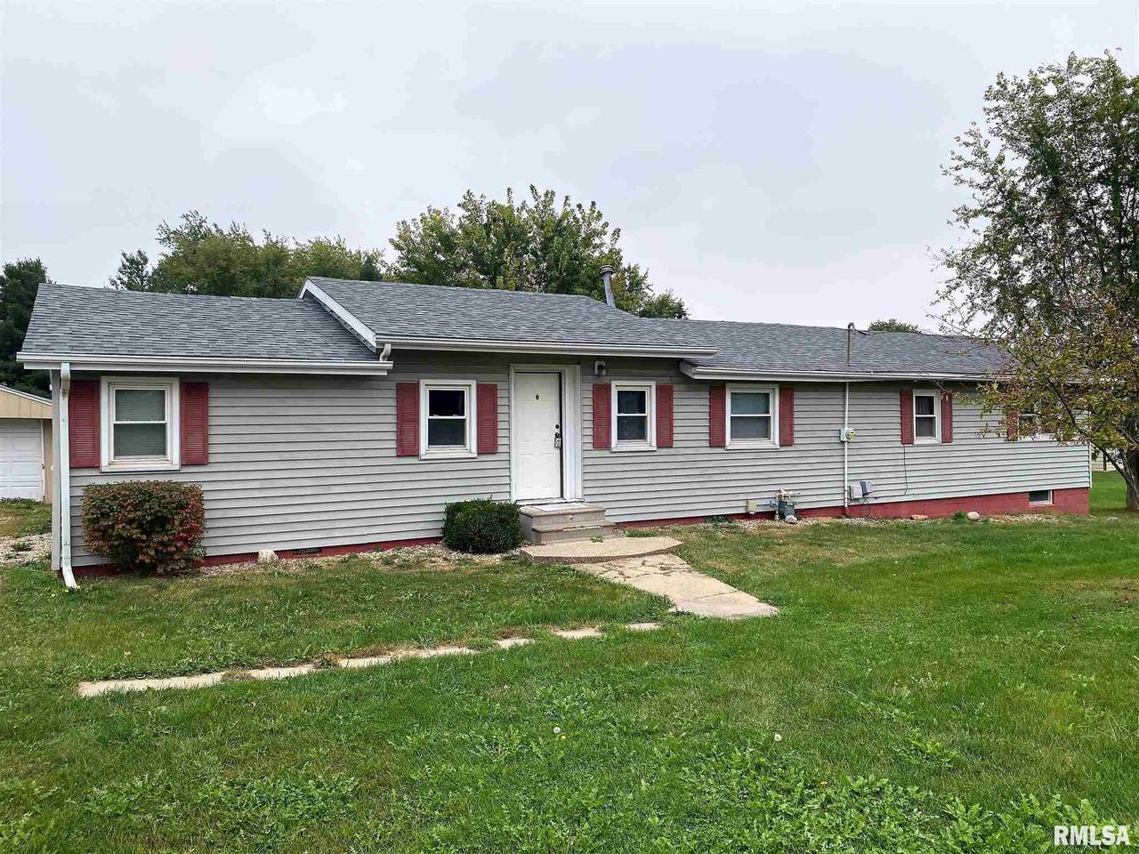 811 Eiker Drive - Photo 1