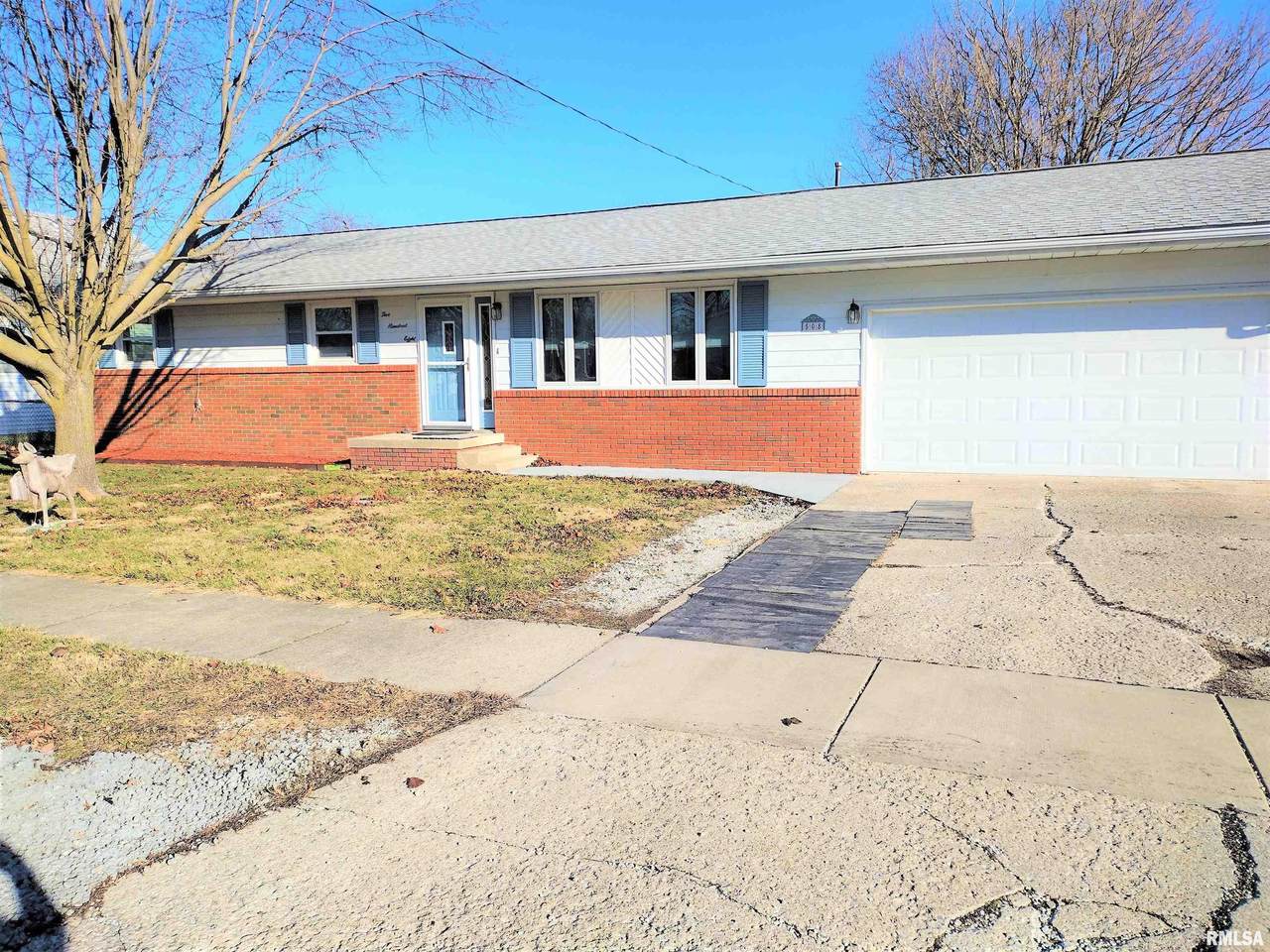 508 Lincoln Street - Photo 1
