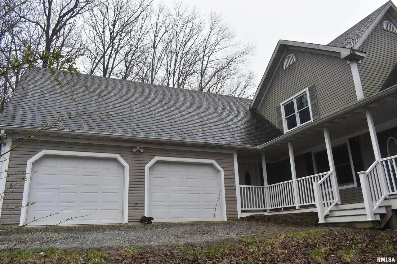 8902 Vfw Drive - Photo 1