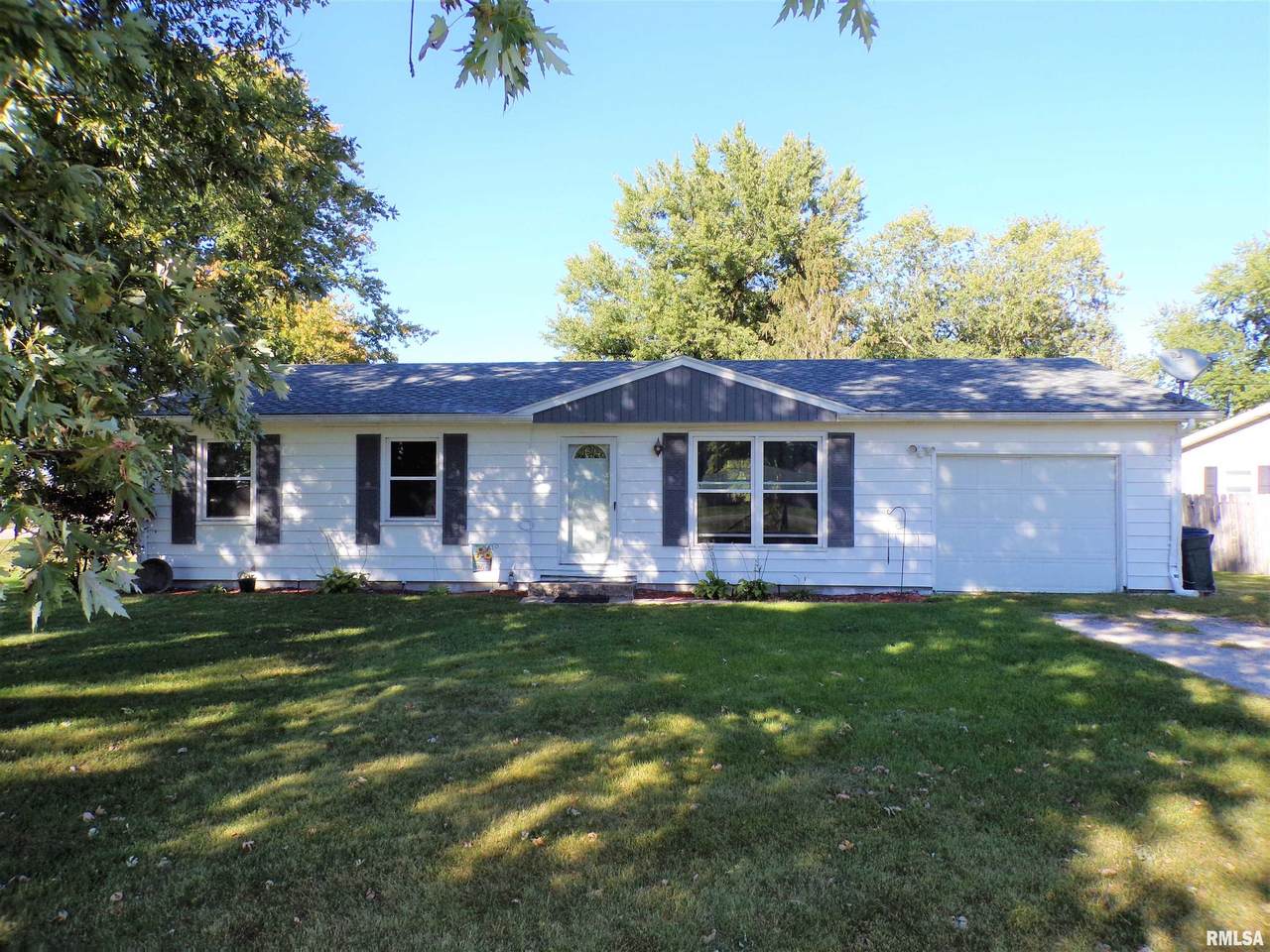 107 Prairie Street - Photo 1
