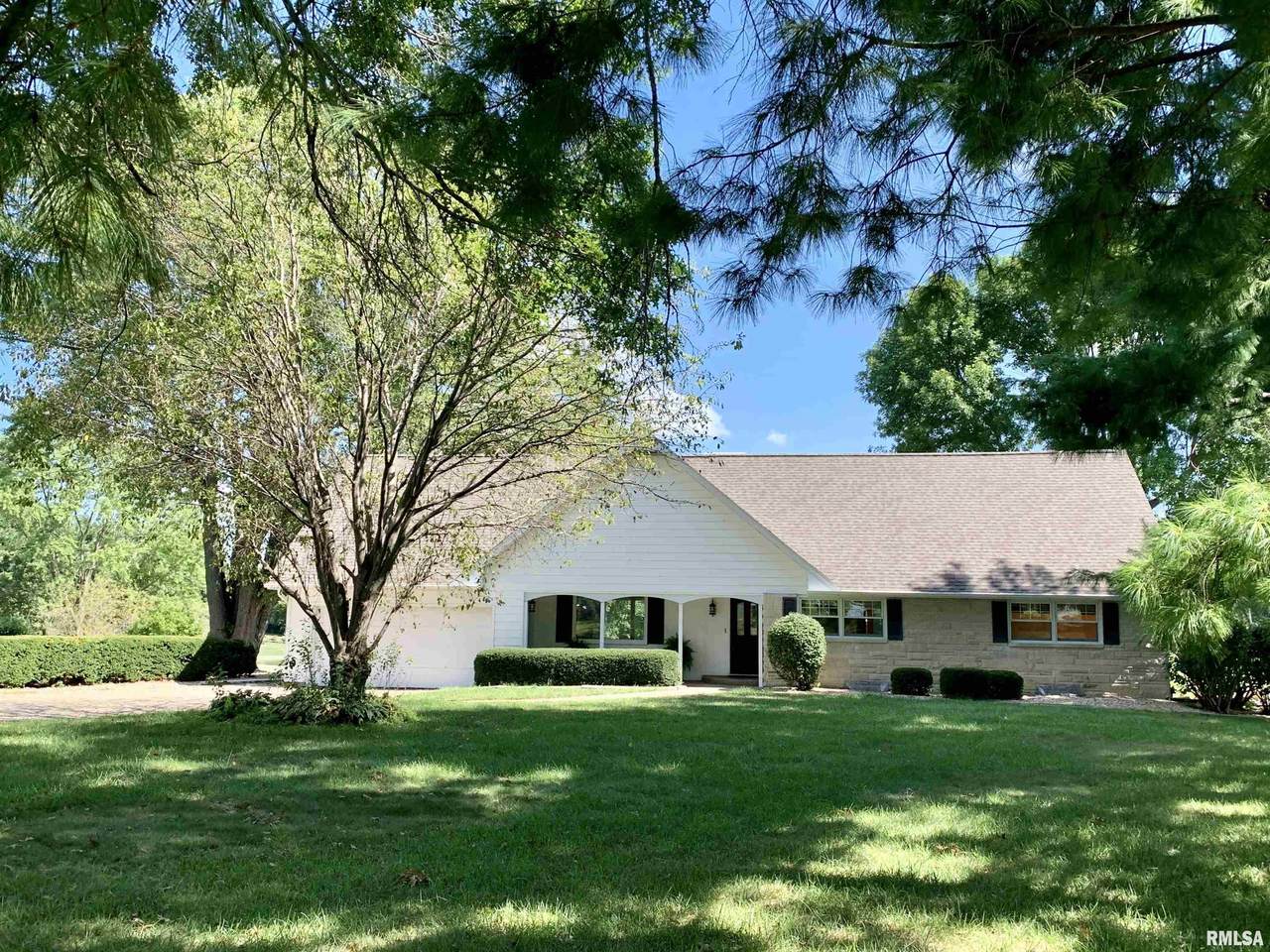 204 Carobeth Drive - Photo 1
