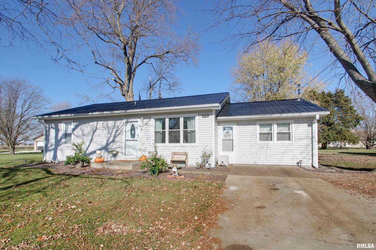 304 Prairie Street - Photo 1