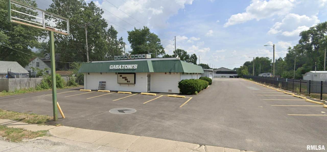 300 Laurel Street - Photo 1
