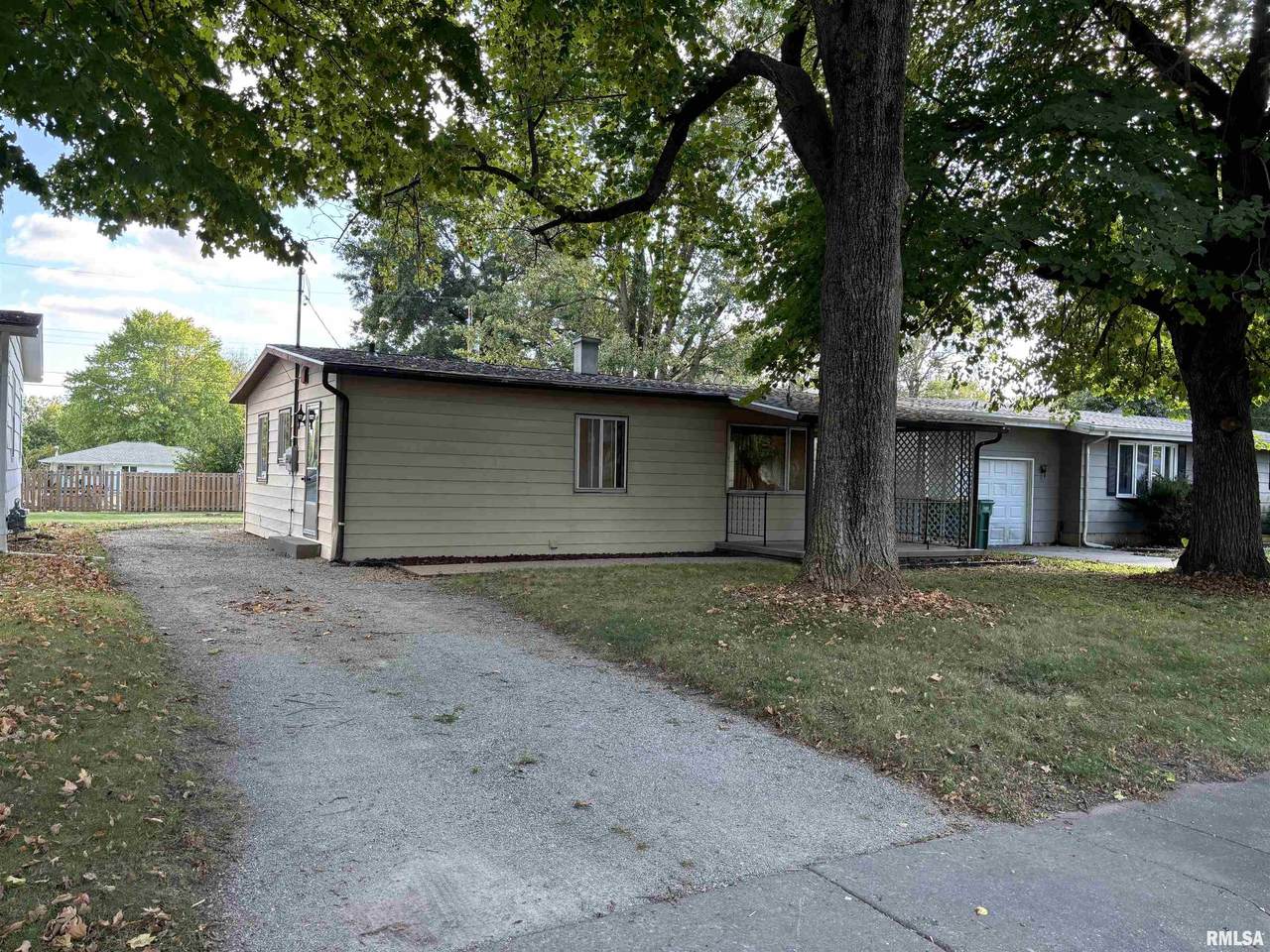 119 Barsi Boulevard - Photo 1