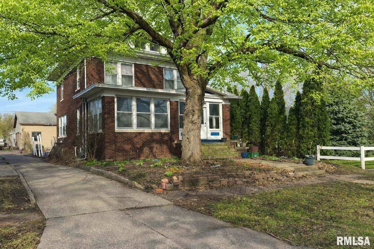 406 A Street - Photo 1