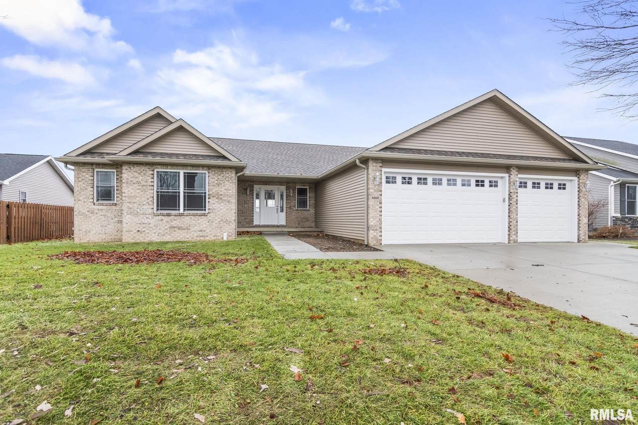 6200 Wind Tree Road - Photo 1