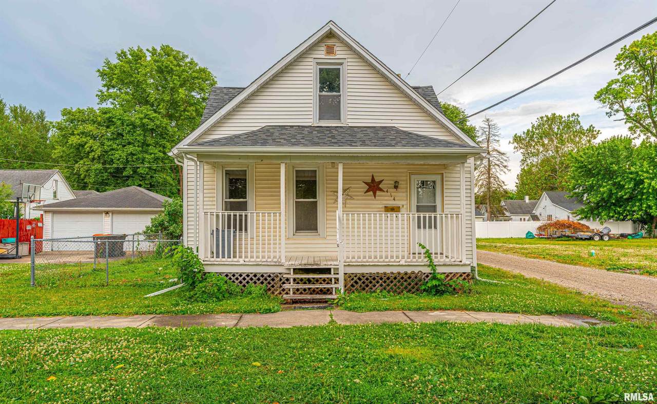 414 Mclean Street - Photo 1