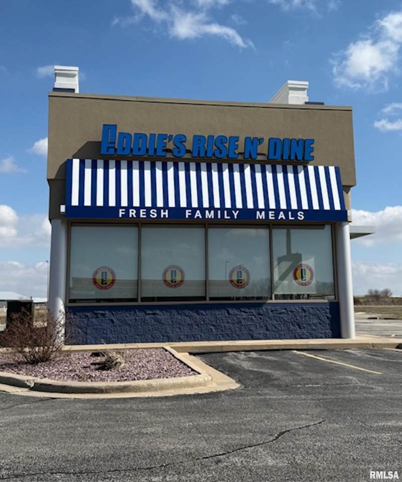 994 Ann Rutledge Drive - Photo 1