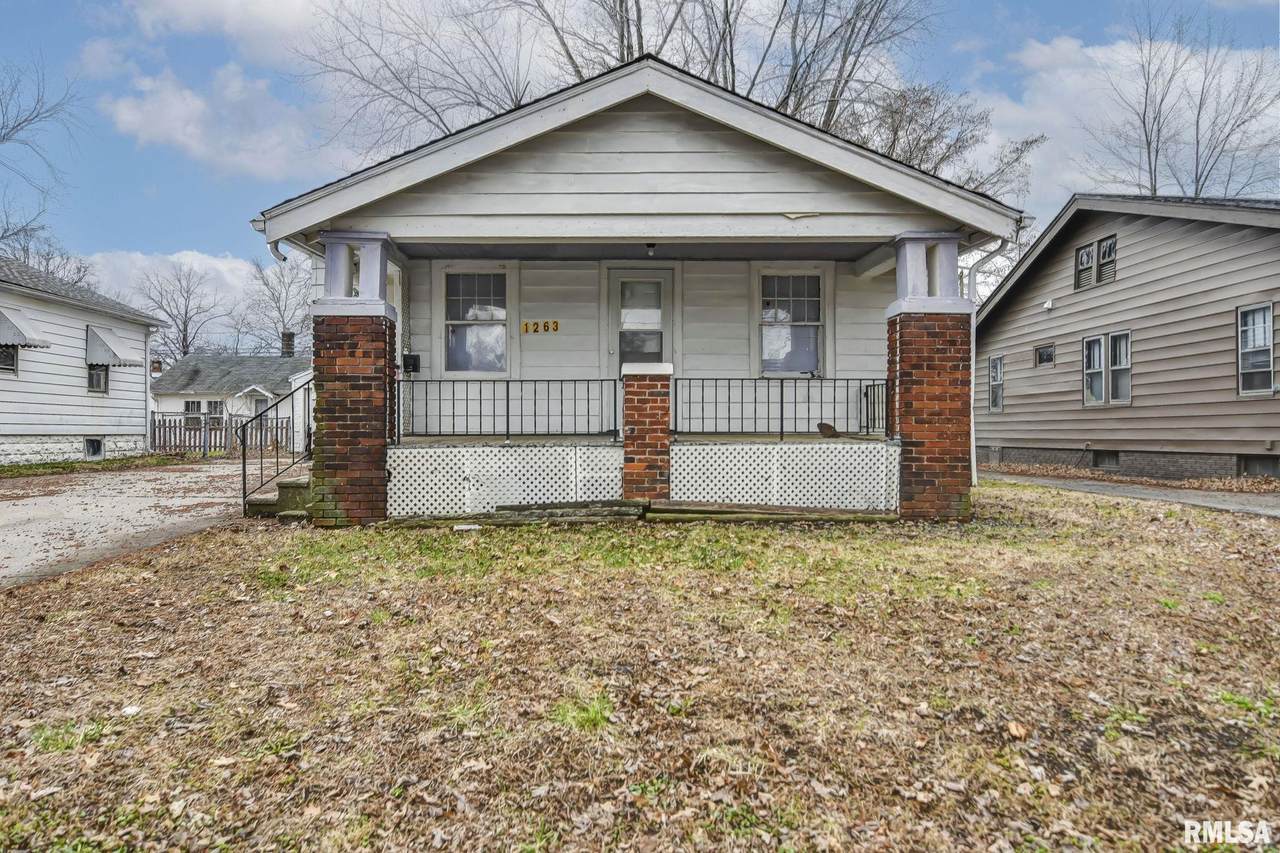 1263 Sedgwick Street - Photo 1