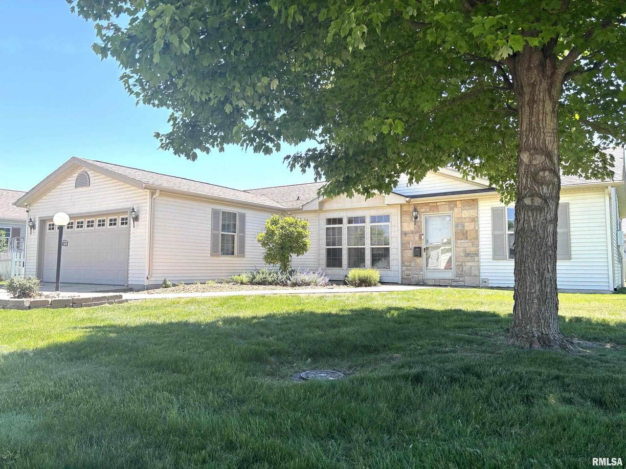 2800 Via Rosso Street - Photo 1