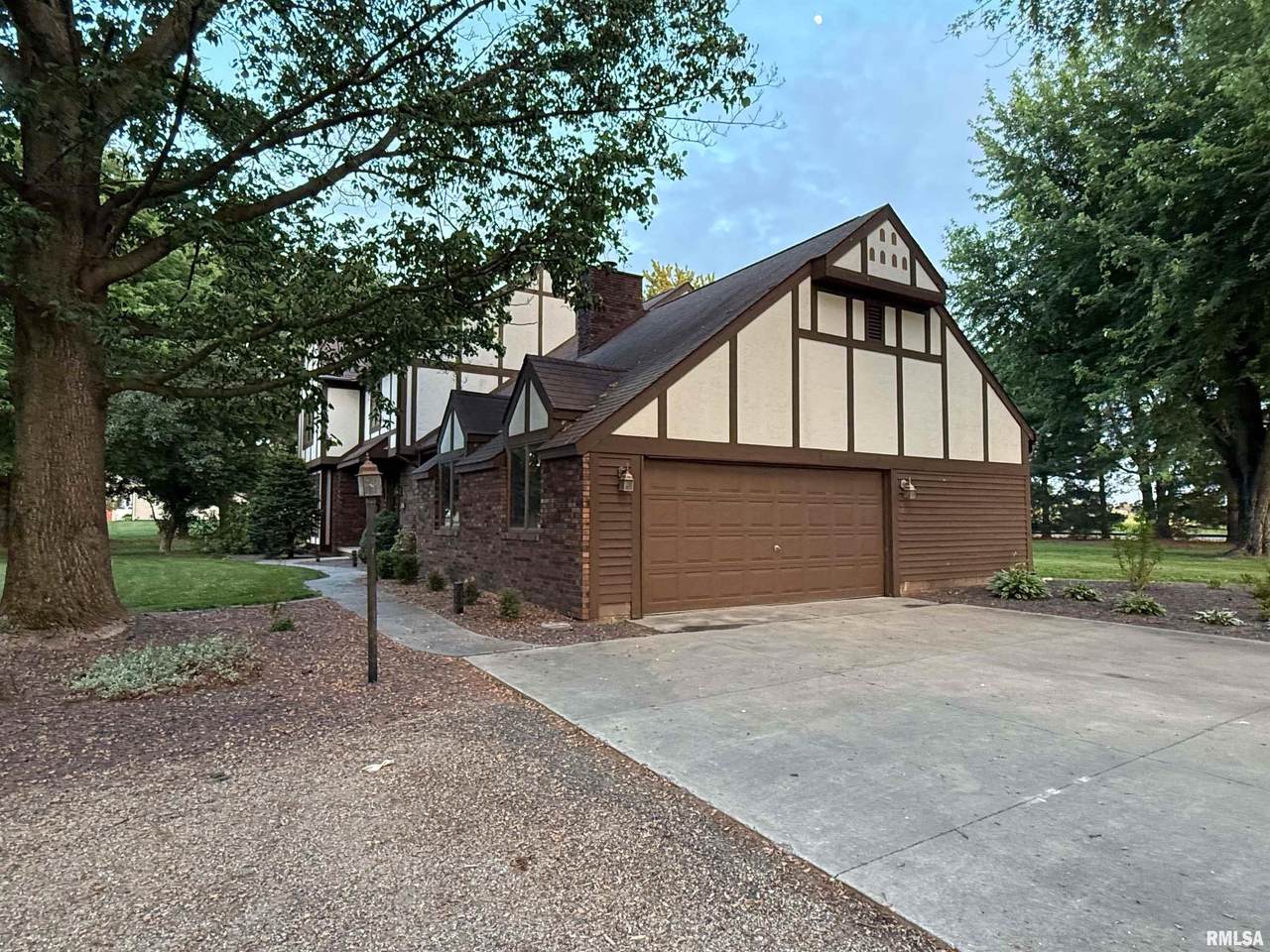 https://bt-photos.global.ssl.fastly.net/peoria/1280_boomver_2_CA1043987-1.jpg