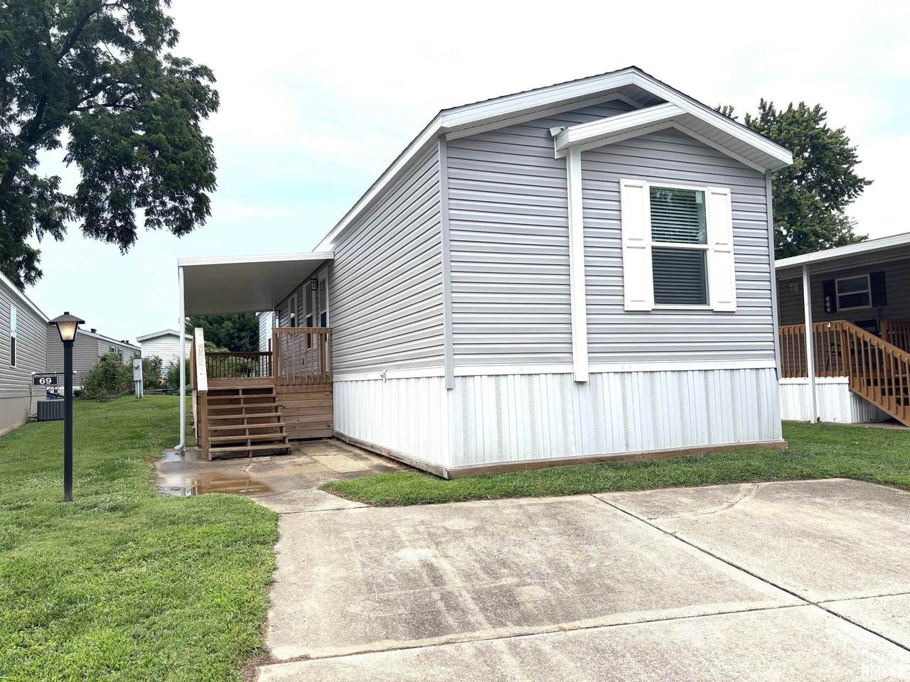 1515 Lincoln Avenue - Photo 1