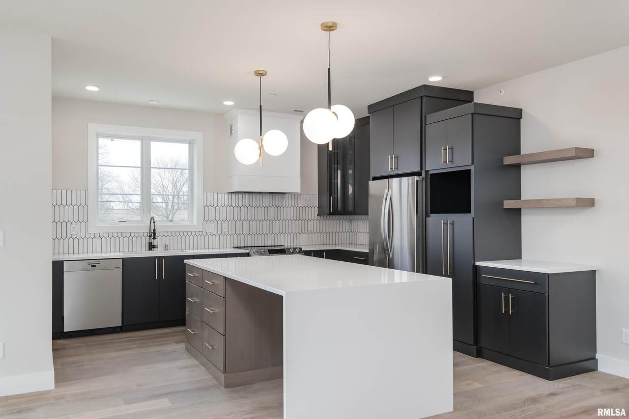 1310 Samuel Avenue - Photo 1