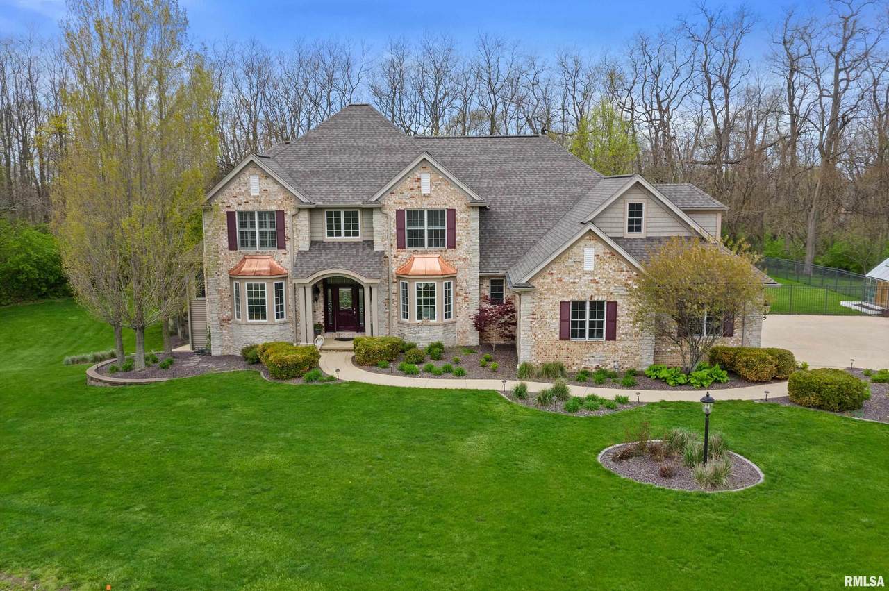 4851 Sheridan Road - Photo 1