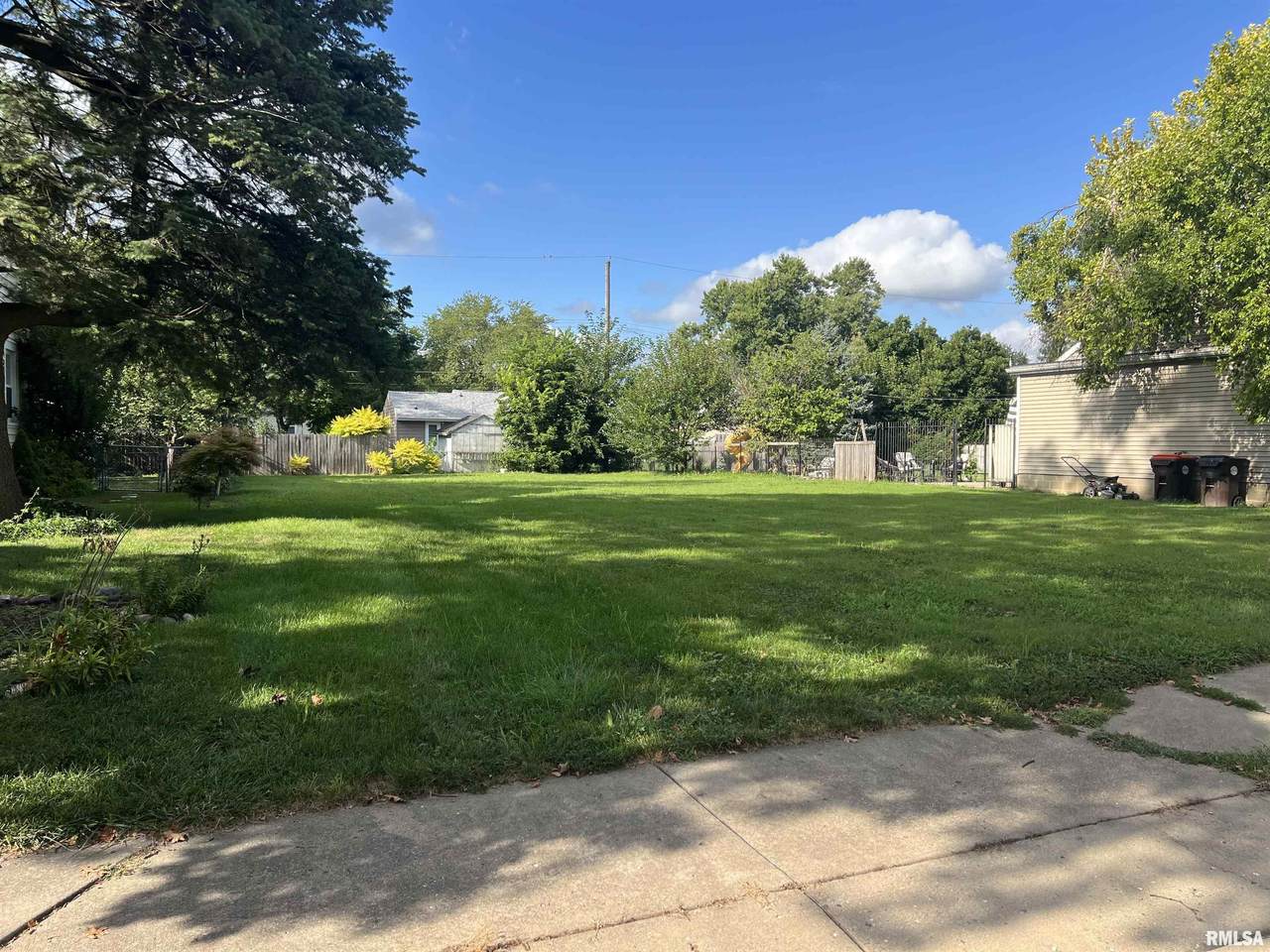 505 Tyler Street - Photo 1