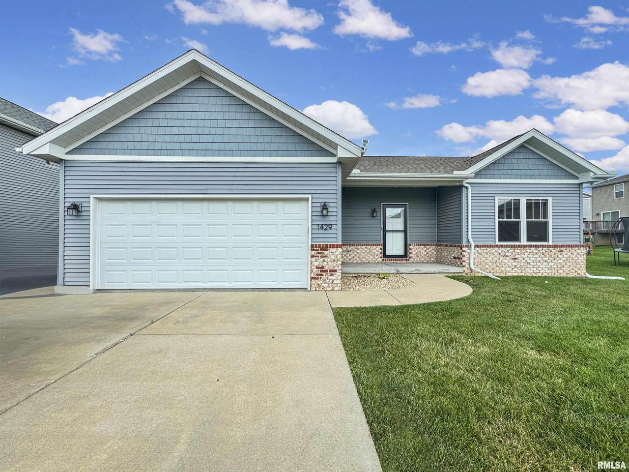 1429 Eagle Avenue - Photo 1