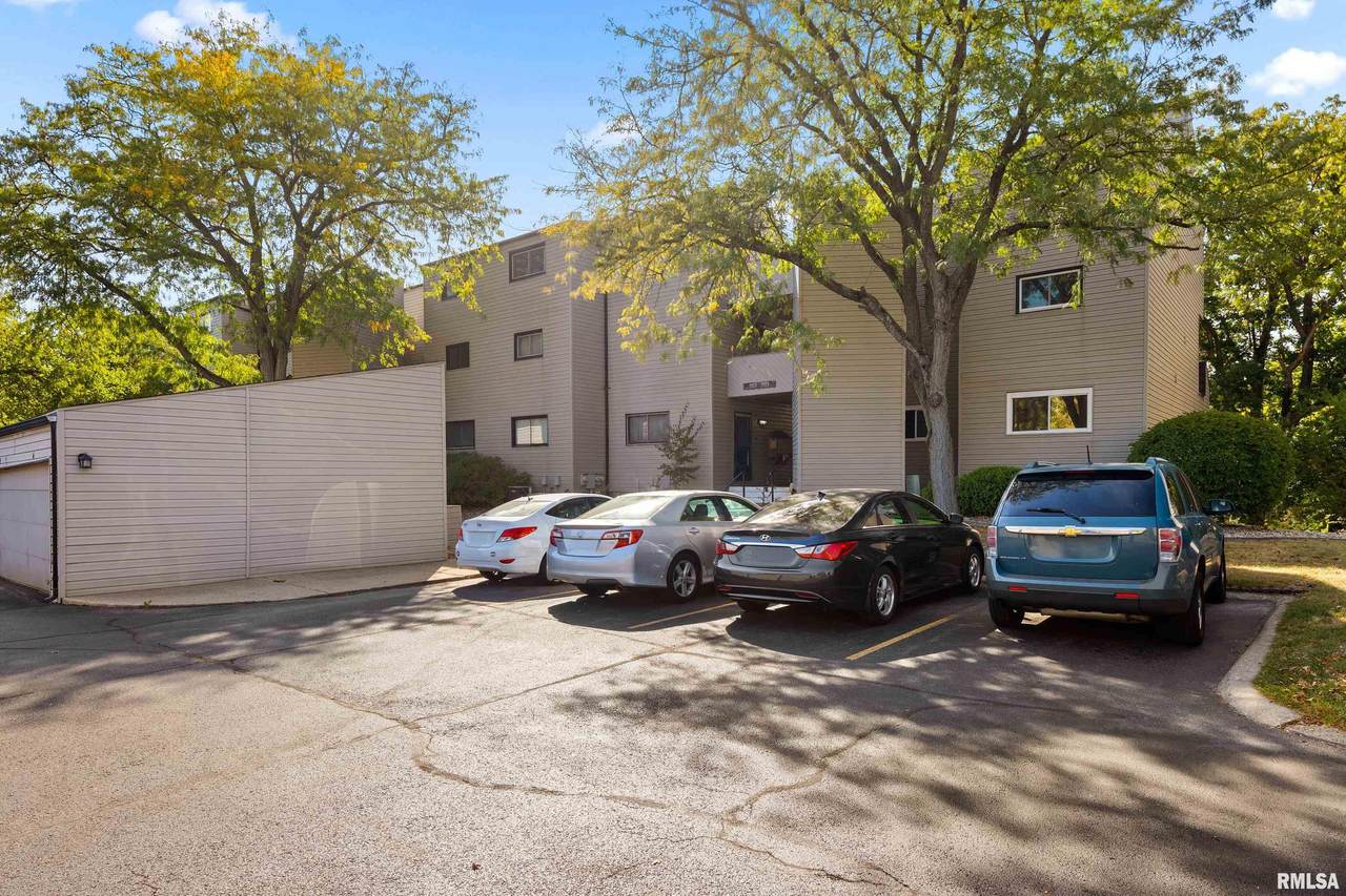 7217 Lakeside Court - Photo 1