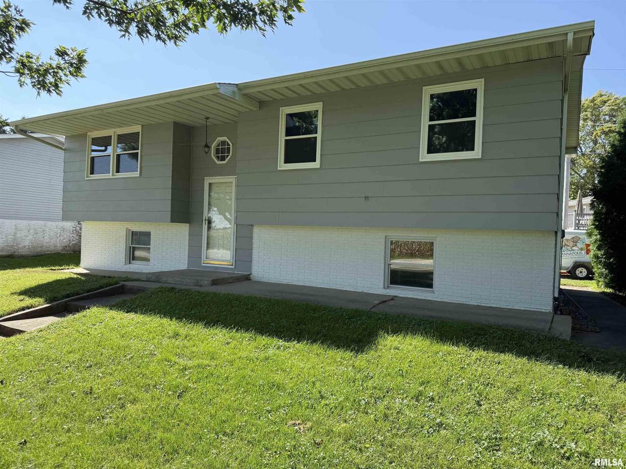 104 IL Route 84 S - Photo 1