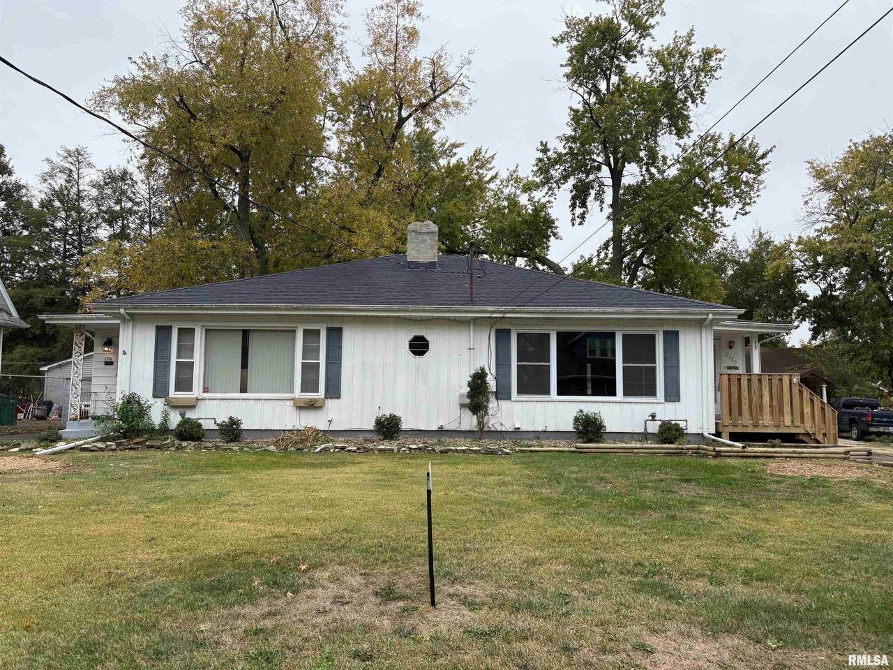 2316-2320 Ayres Avenue - Photo 1