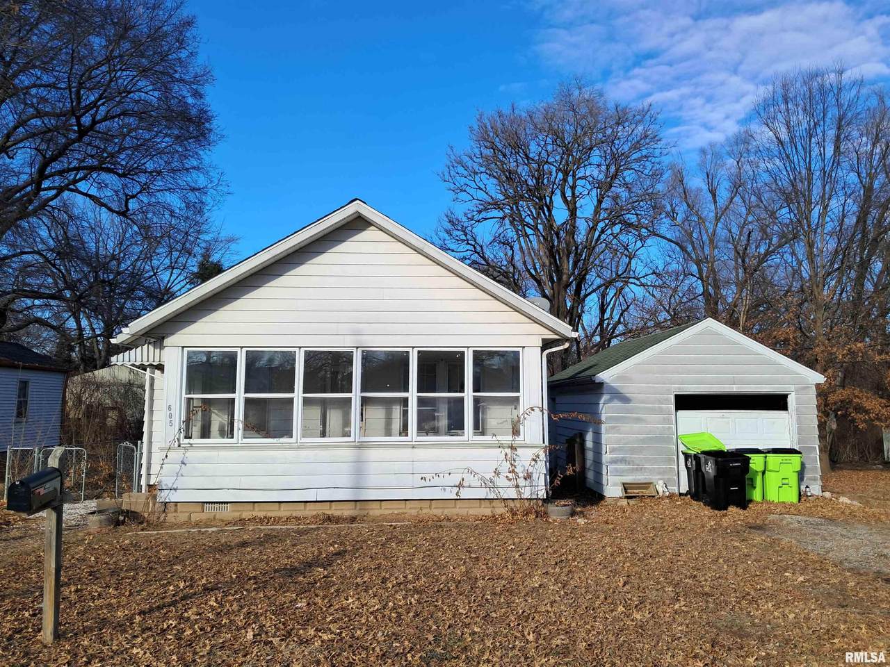 605 Franklin Street - Photo 1