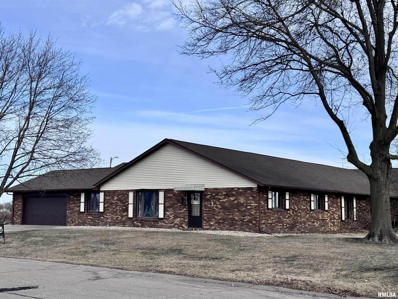 1823 Madison Street - Photo 1