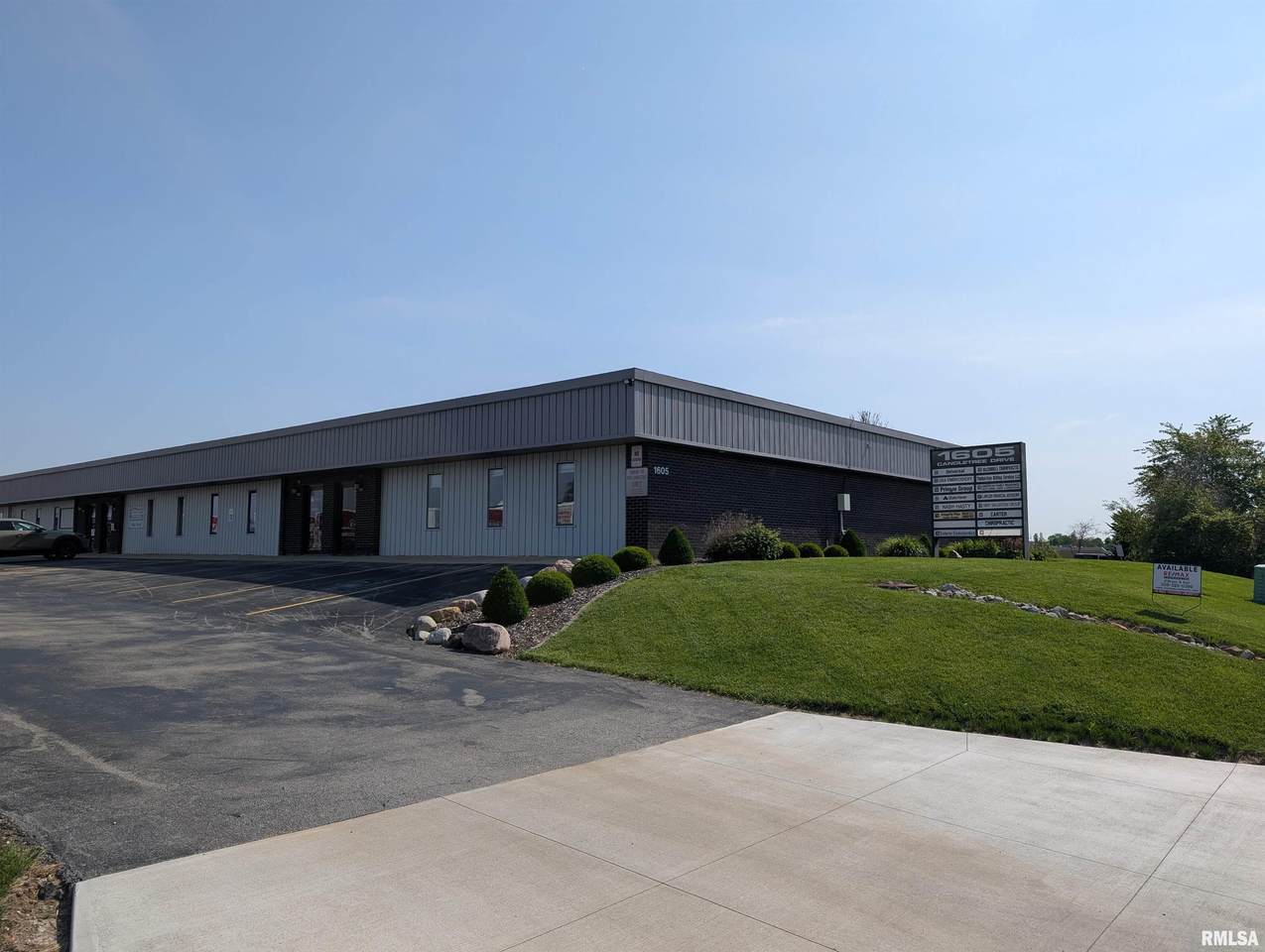 1605 Candletree Drive - Photo 1