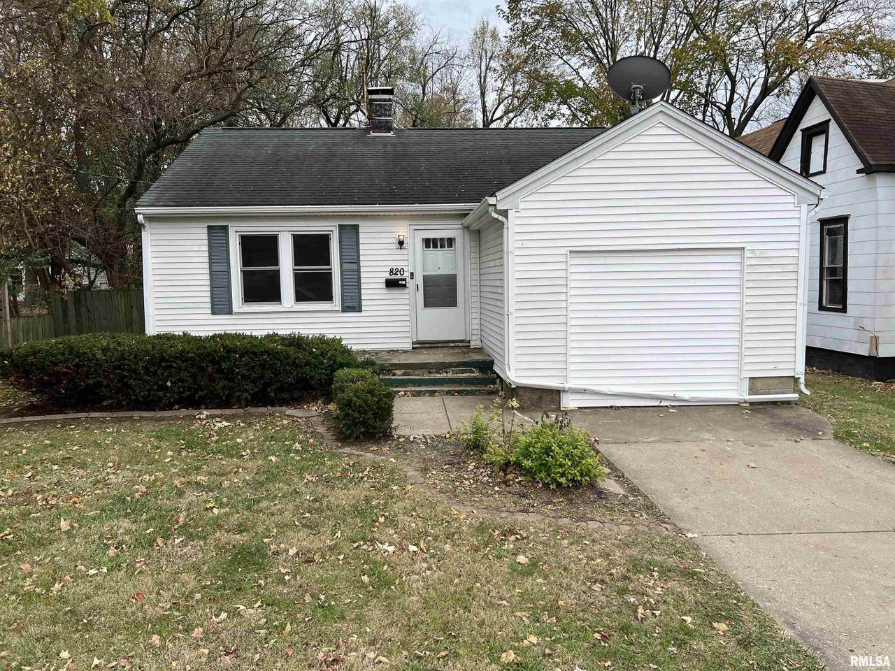 820 Virginia Avenue - Photo 1