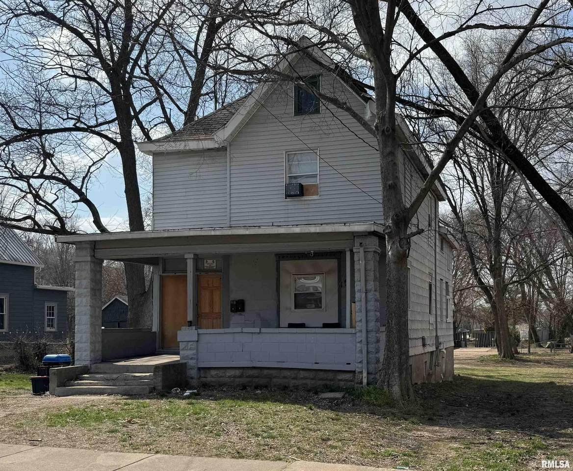 1823-1825 Linn Street - Photo 1