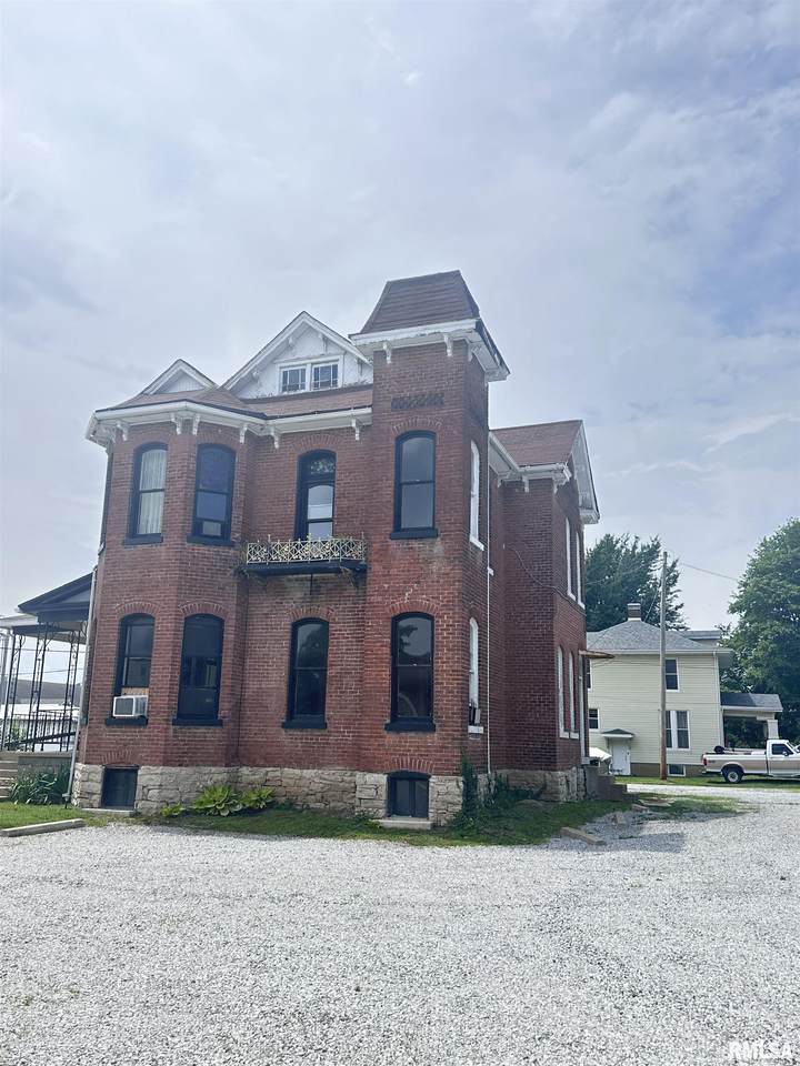 205 Main Street - Photo 1