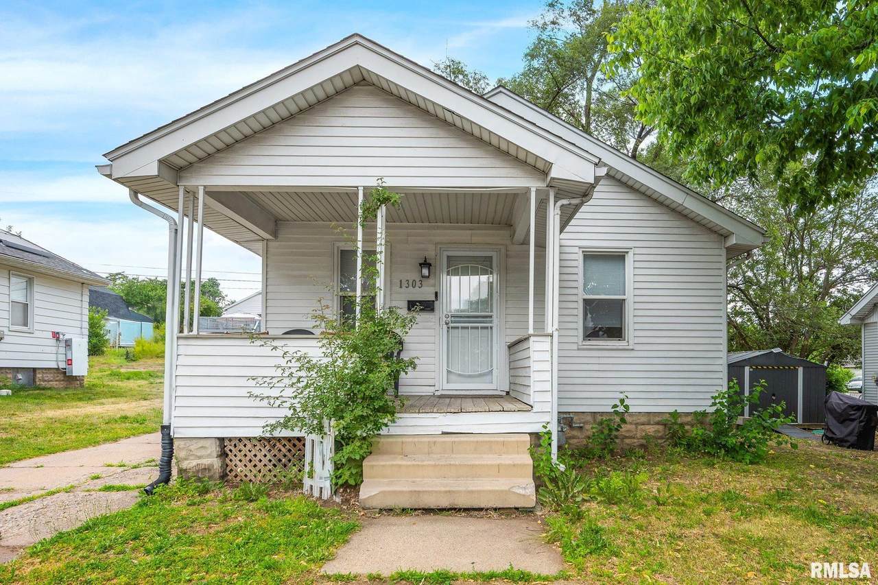 1303 7TH Street - Photo 1