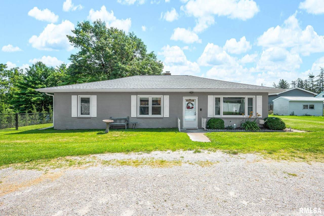 207 Spruce Lane - Photo 1