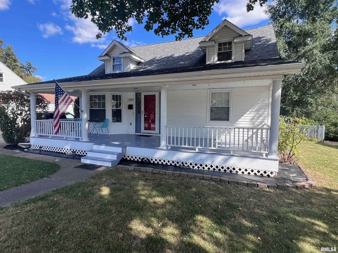 2937 30TH Street - Photo 1