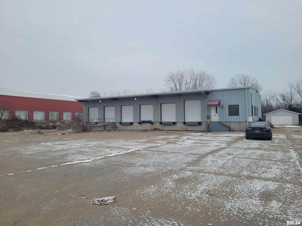 13759 110TH Avenue - Photo 1